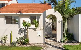 La Casita L Mexican-Inspired Villa With Pool